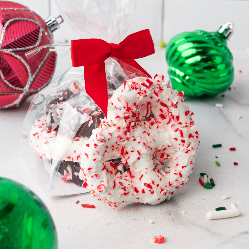 Peppermint Pretzels (4/bag)