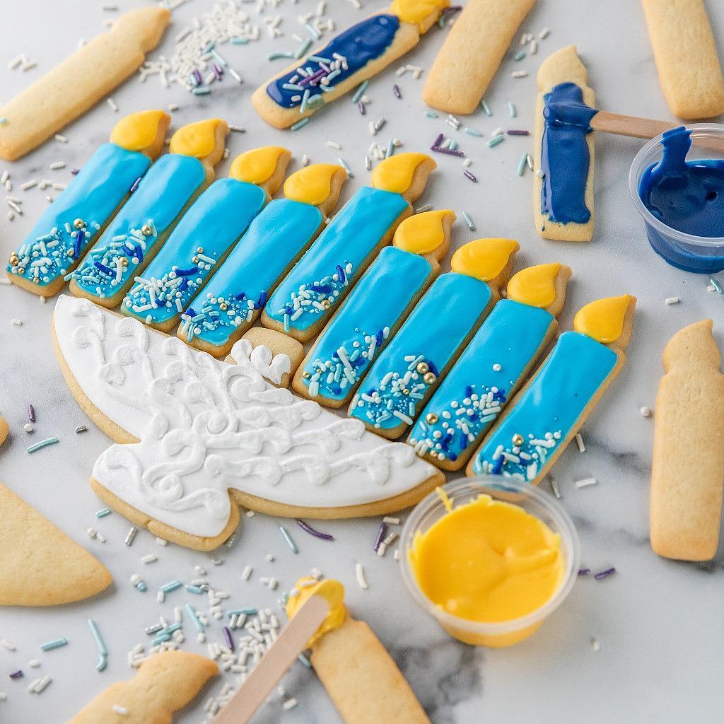 Menorah Cookie Decorating Kit (Nationwide Shipping)