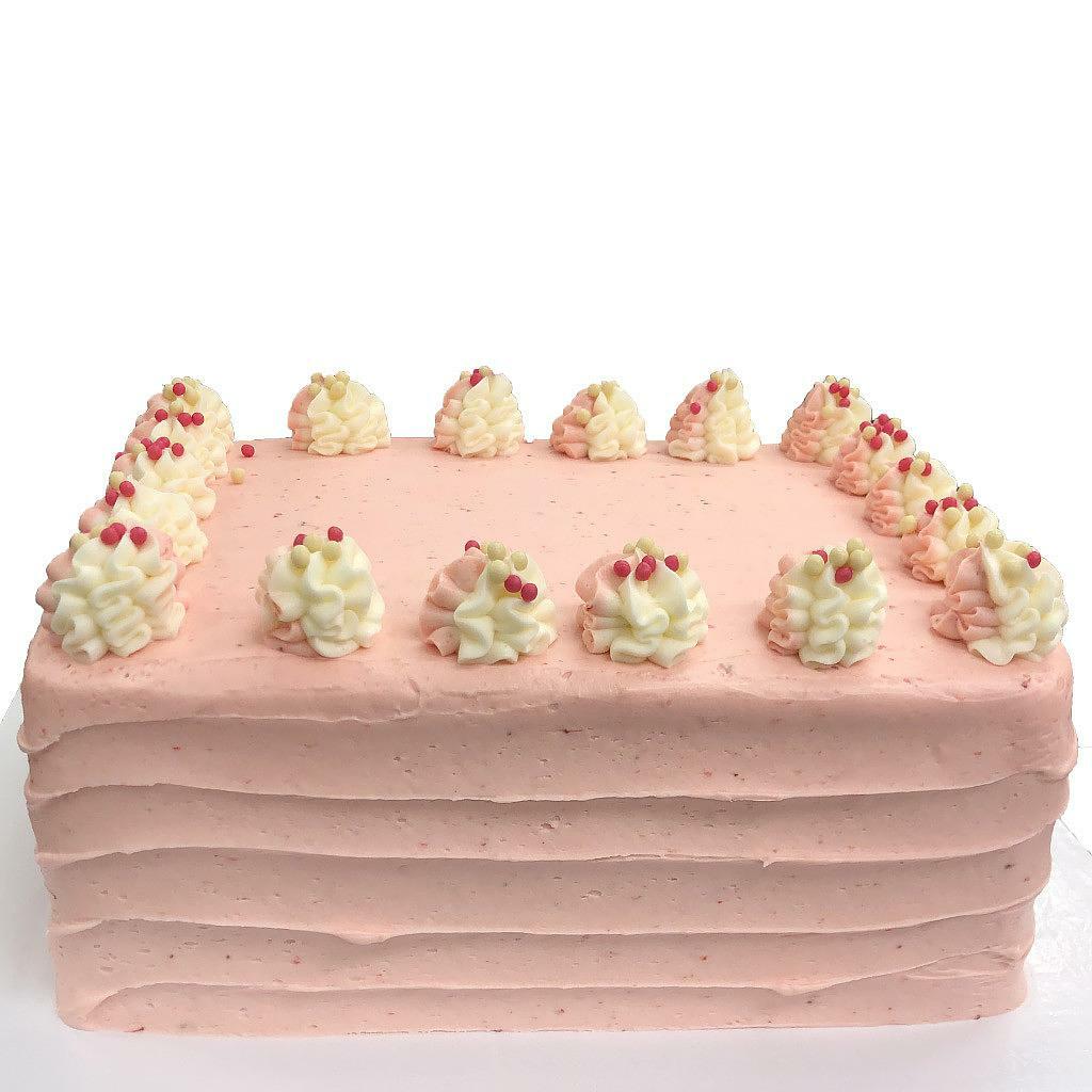 Strawberry Dream Cake, sheet cake