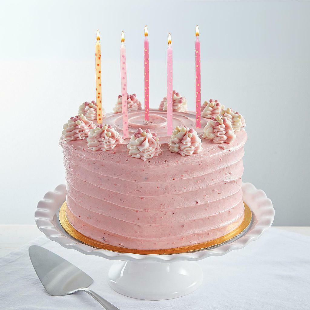 Strawberry Dream Cake, 9-inch