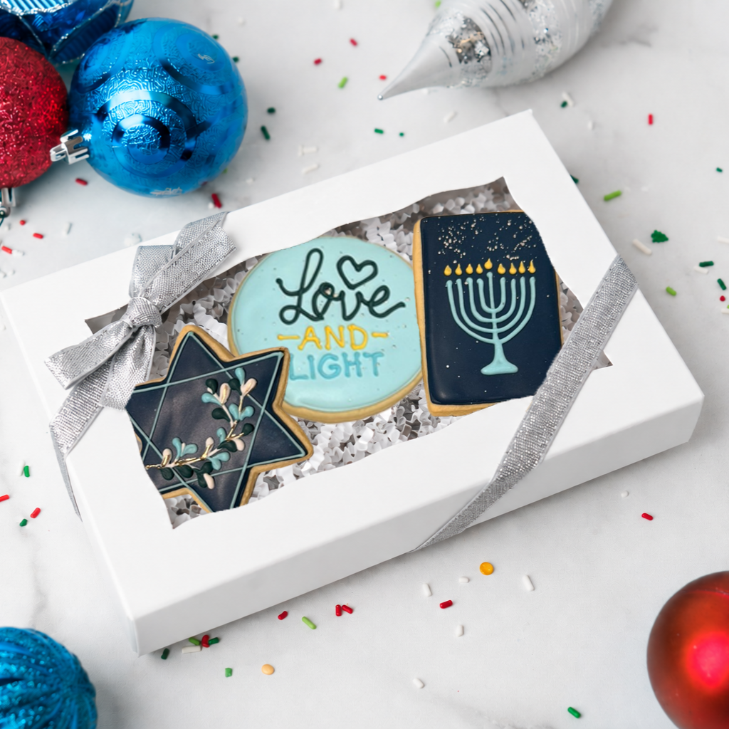 WOCOGIFTBOX-HANUKKAH-2026-1_79824472-005e-4e0c-b1fb-d1e57a9927fa.png